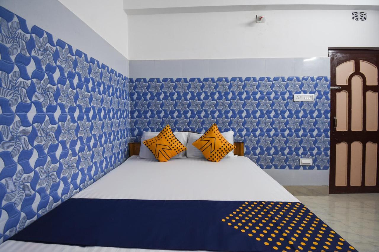 Oyo 67789 Hotel Savera Ahmedabad Luaran gambar