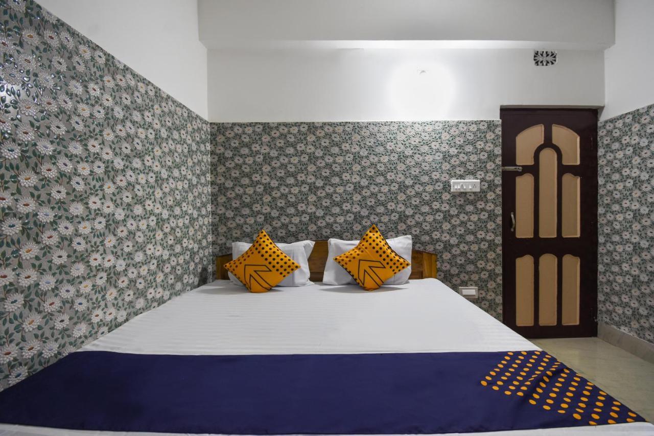 Oyo 67789 Hotel Savera Ahmedabad Luaran gambar