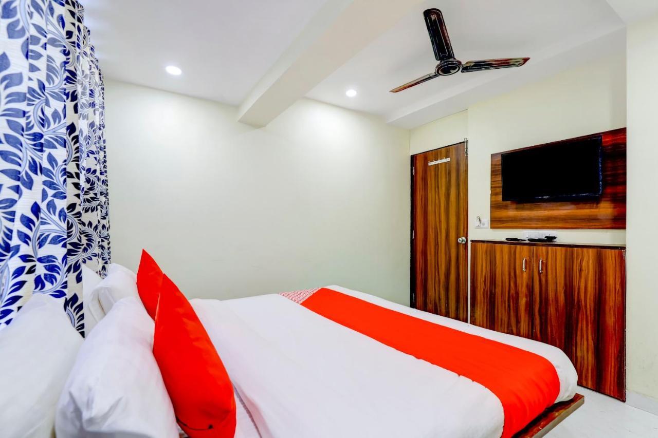 Oyo 67789 Hotel Savera Ahmedabad Luaran gambar
