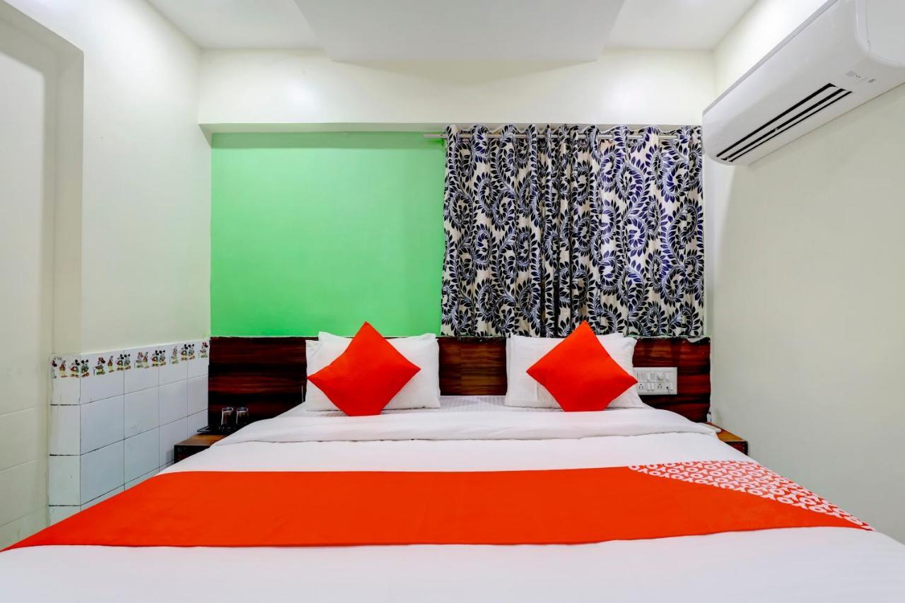 Oyo 67789 Hotel Savera Ahmedabad Luaran gambar